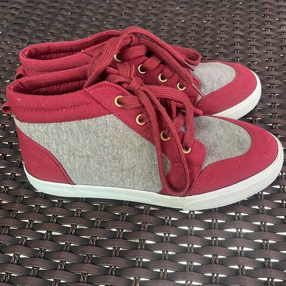 Gymboree High Top Sneakers maroon and gray size 3 - Picture 2 of 8